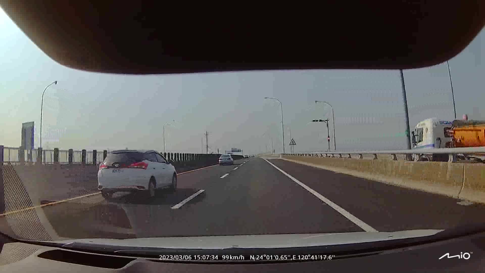 [問題] Corolla sport高速時異音
