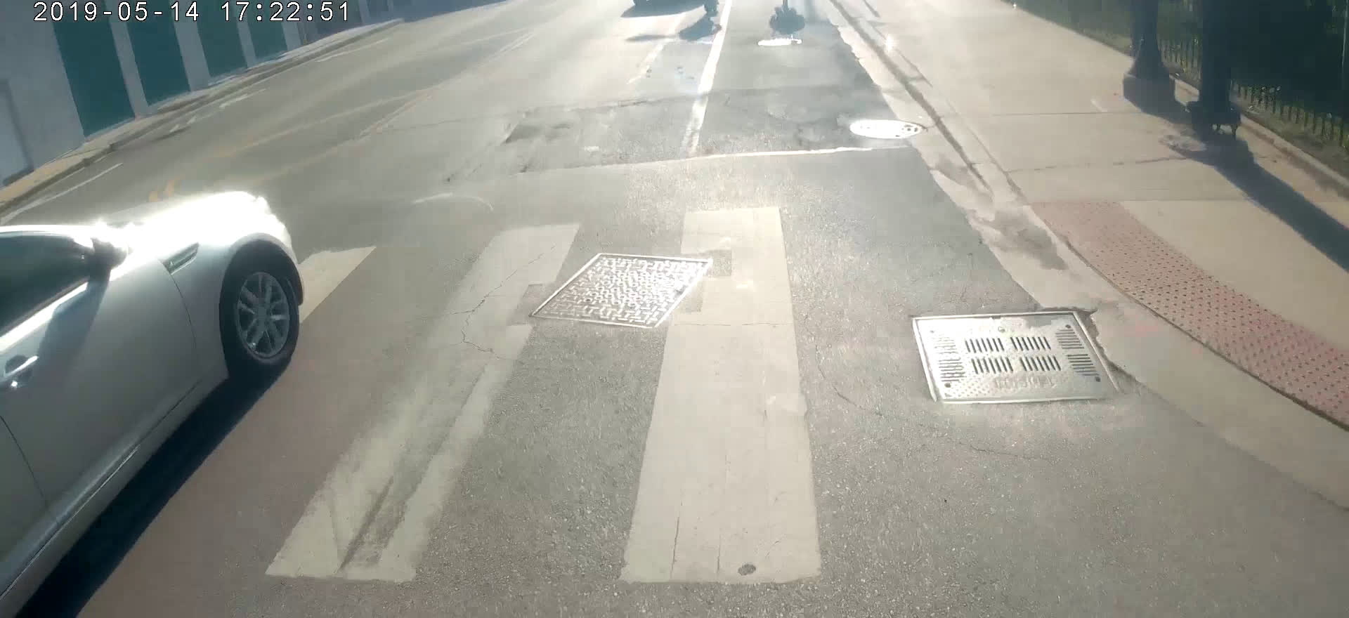 Driver in bike lane almost hits scooter and cyclist