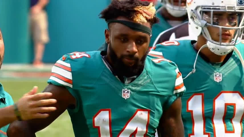 Jarvis Landry apologizes for block that injured Bills' Aaron