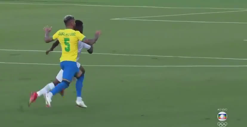 Video Douglas Luiz Strange Red Card After Var Vs Ivory Coast Witty Futty
